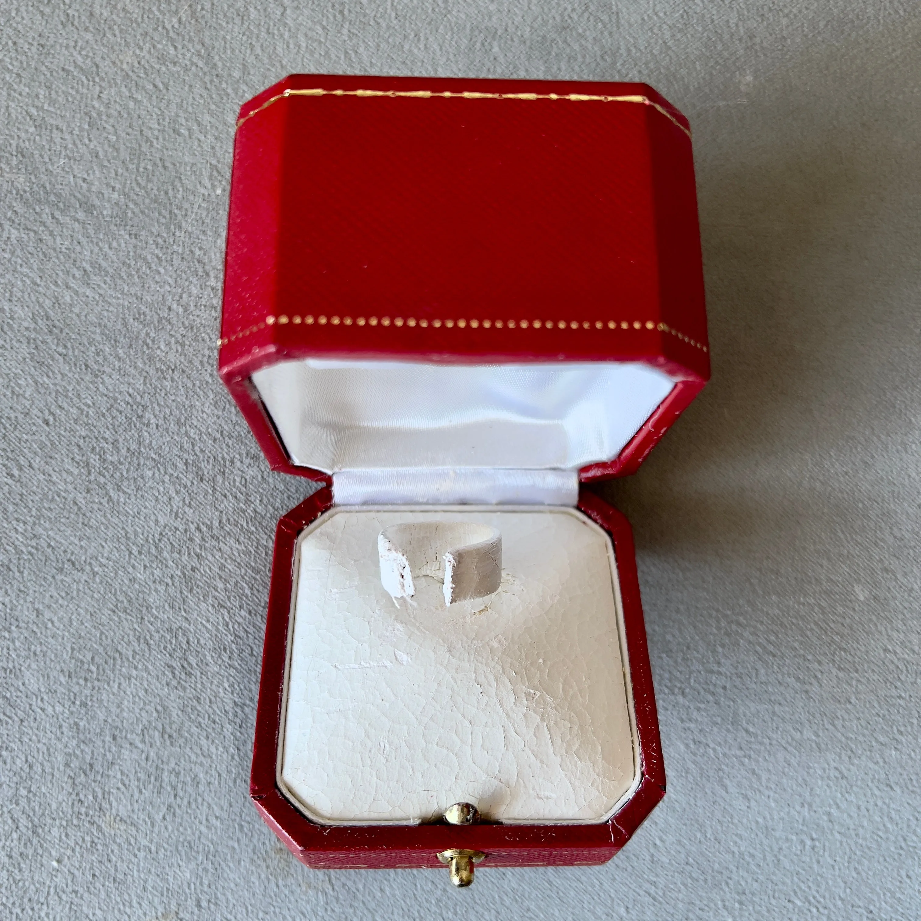 CARTIER Ring Box 2.35x2.35x2 inches