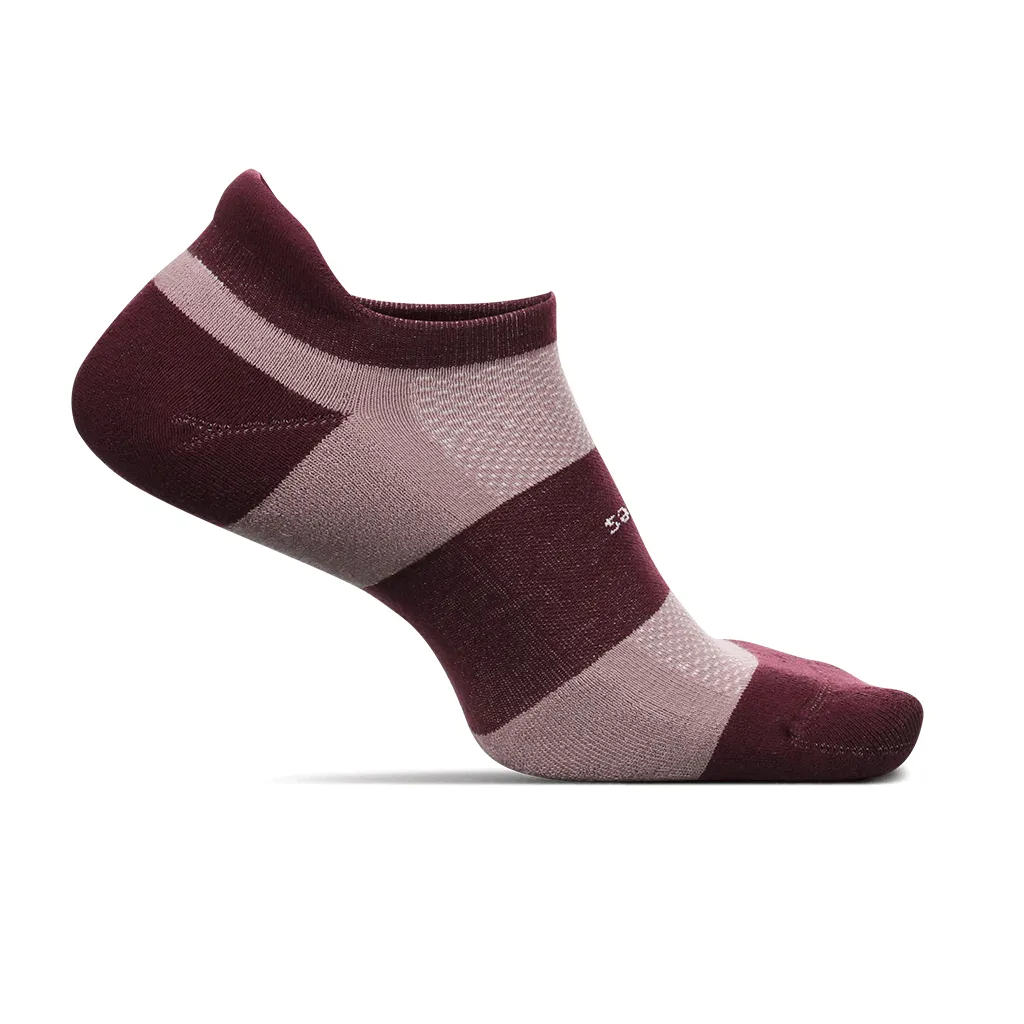 Feetures High Performance Cushion No-Show Tab Socks