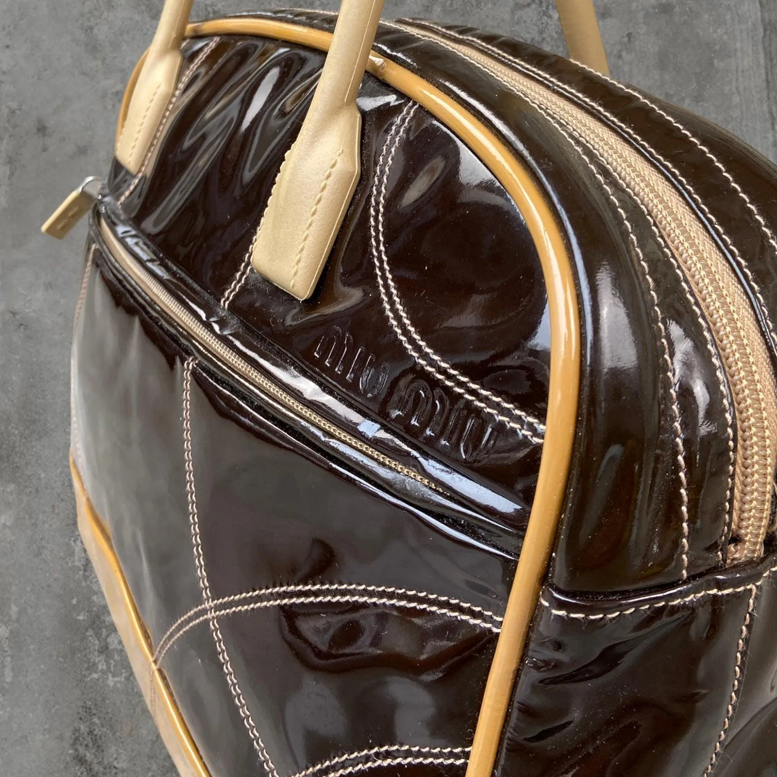 FW 2000 MIU MIU PATENT LEATHER BOWLING BAG