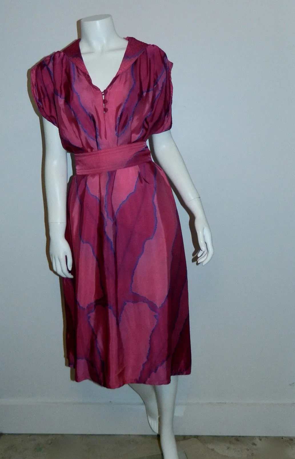 magenta silk HAND DYED poets dress / vintage 1970s / artist made OOAK