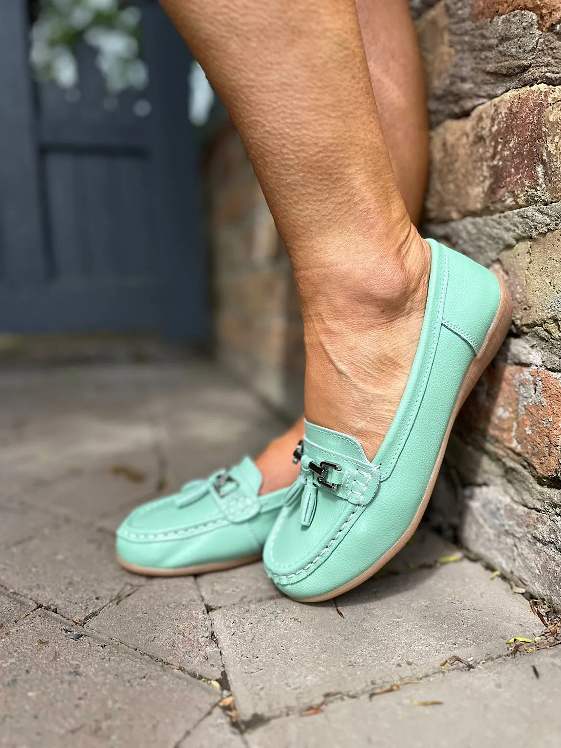 Mint Leather Tassel Loafer