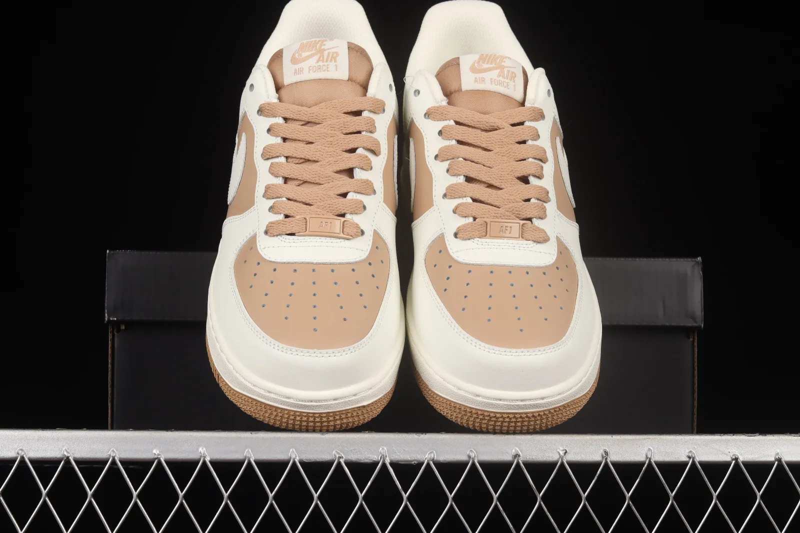 Nike Air Force 1 07 Low Cream Light Coffee White PQ3369-281