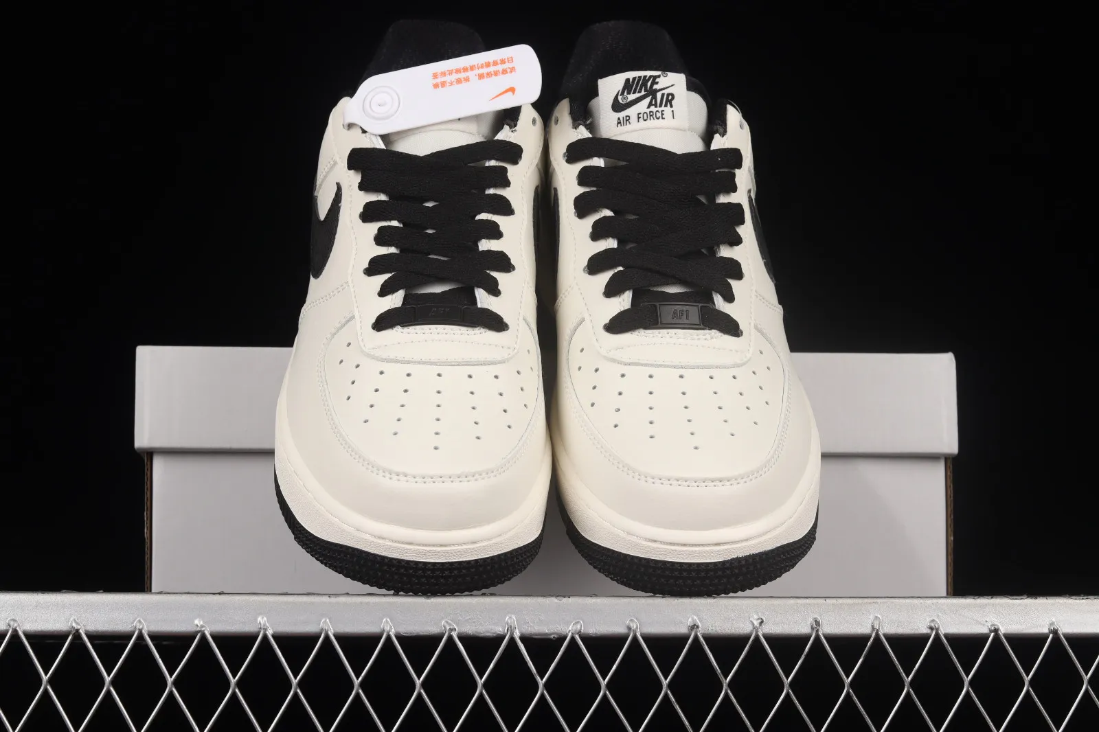 Nike Air Force 1 07 Low White Black Running Shoes MK9636-125