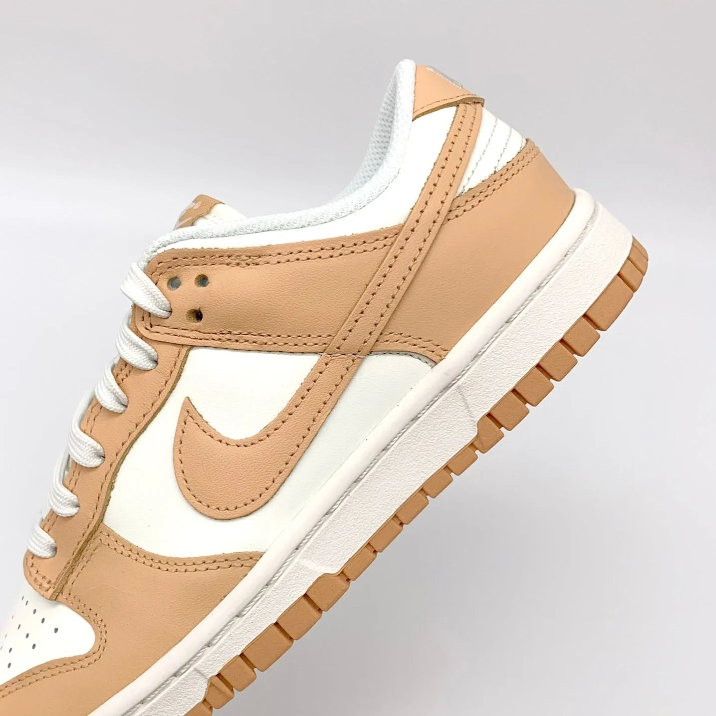 Nike Dunk Low Harvest Moon