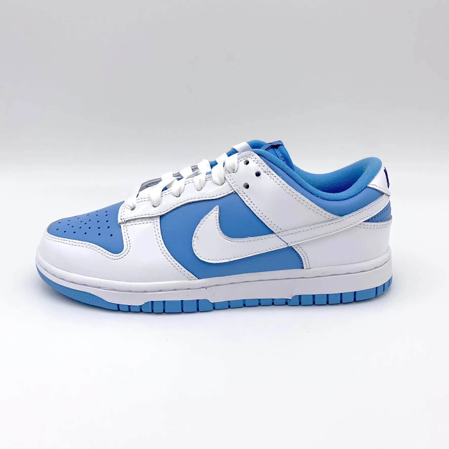 Nike Dunk Low Reverse UNC