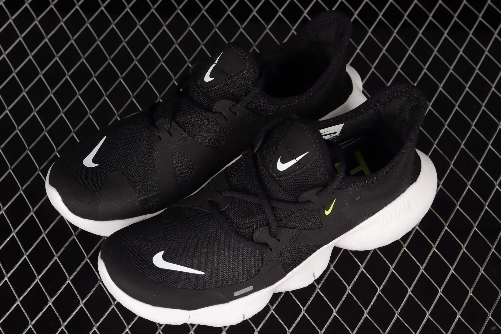 Nike Free RN 5.0 Black White Anthracite Volt AQ1316-003