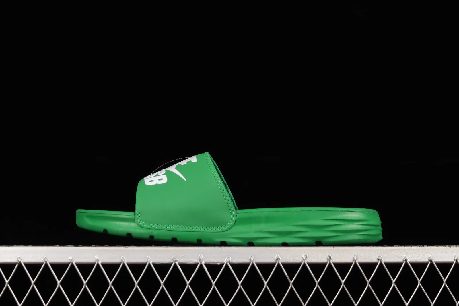 Nike SB Benassi Solarsoft Green White 840067-300