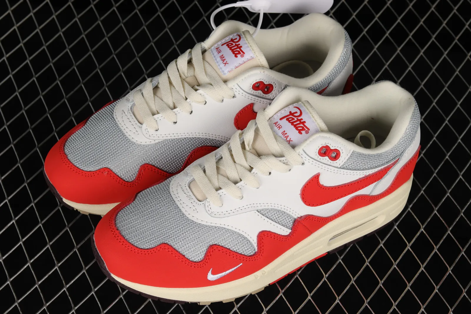 Patta x Nike Air Max 1 Anniversary Red Grey White DH1348-103