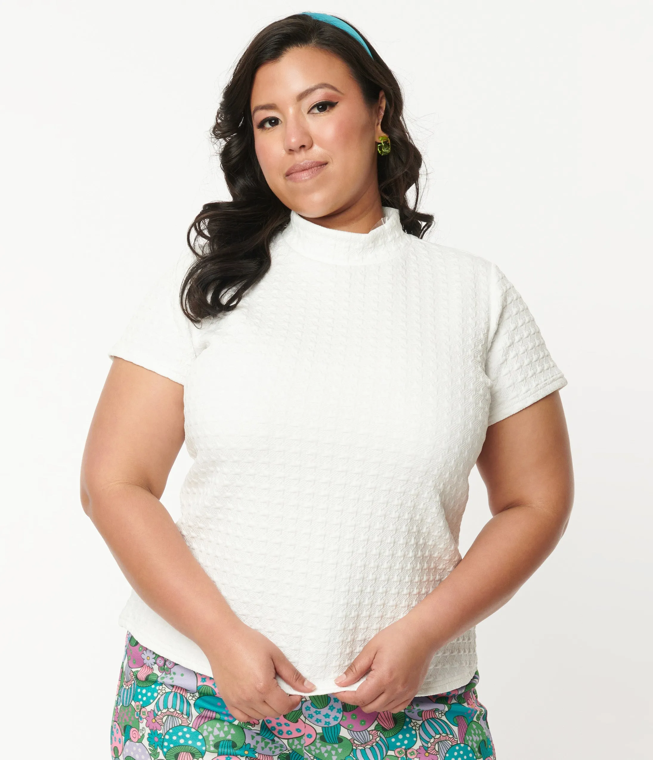 Smak Parlour Plus Size White Textured Turtleneck Knit Top