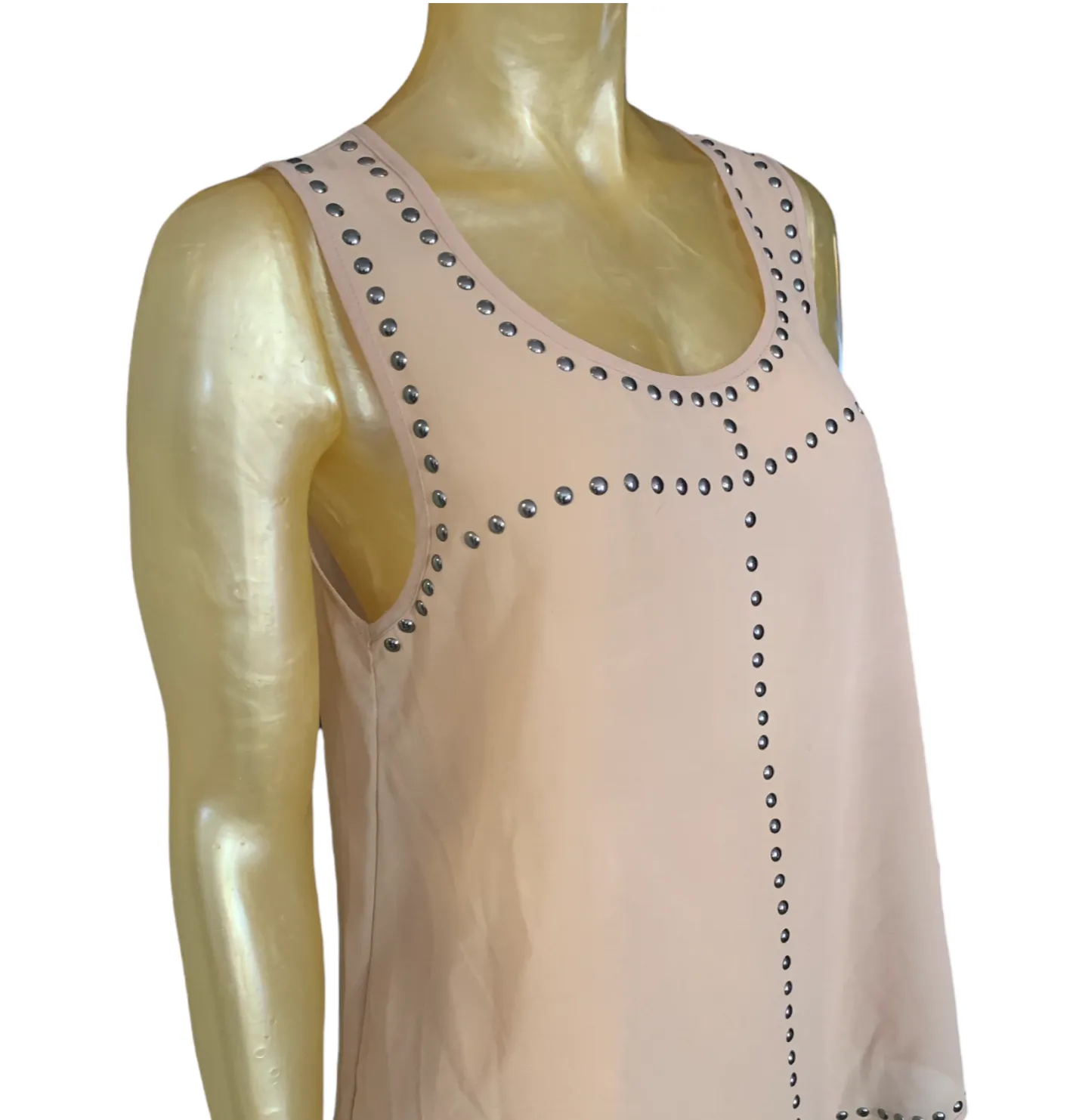 Studded sleeveless scoop neck top