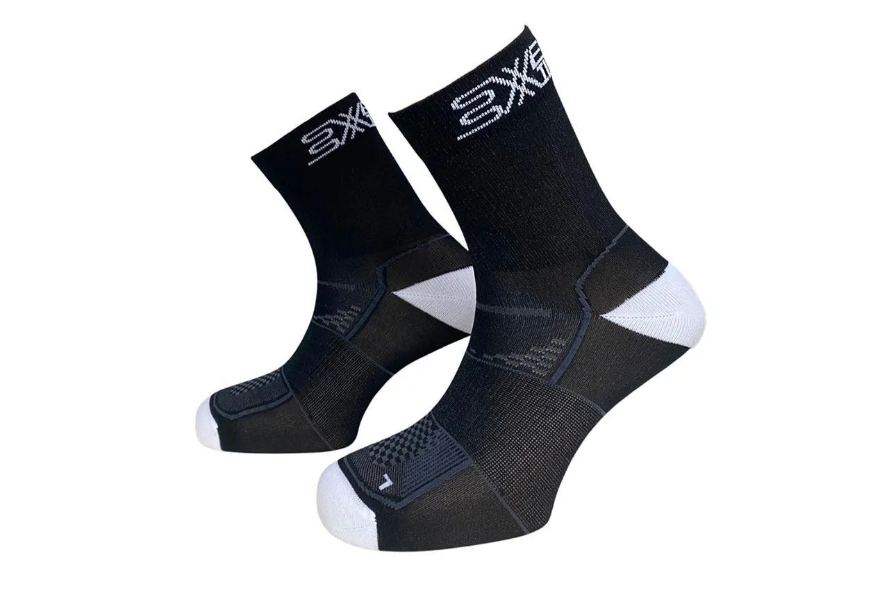 Sweet Smile LONG RUNNING SOCKS BK WH